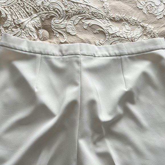 One-Of-A-Kind Modern Tailored Women's Pant Suit! - Picture 11 of 11